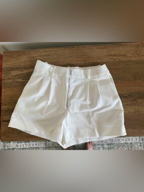 Babaton Pleated Mini Short